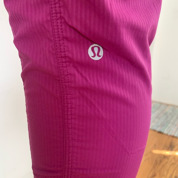 Lululemon joggers fuchsia size 10 - Picture 4 of 5